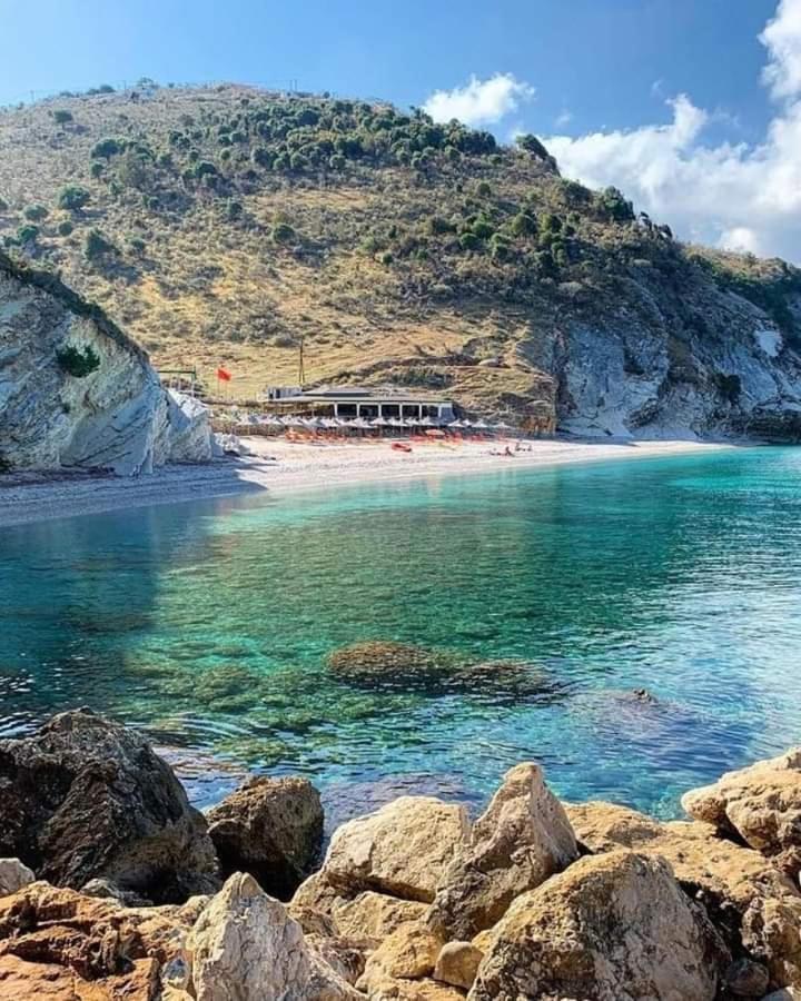 كساميل Altin Skrapari Guesthouse المظهر الخارجي الصورة