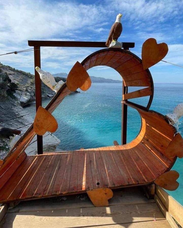 كساميل Altin Skrapari Guesthouse المظهر الخارجي الصورة